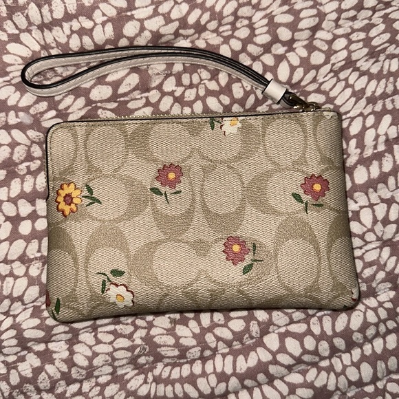 Coach Floral Corner Zip Wristlet - Picture 2 of 4